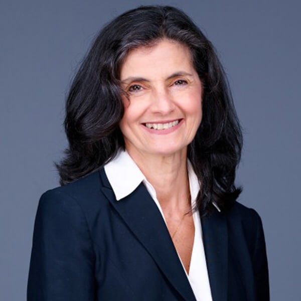 Headshot of Danielle LeStrange