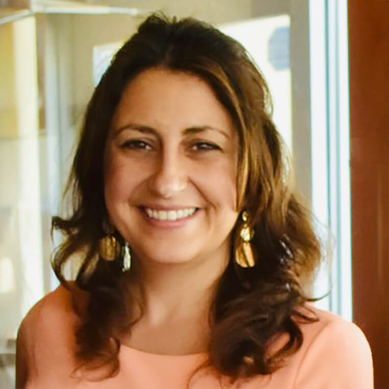 Headshot of Francine Ruzich